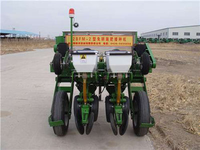 白城新农2BFM-2免耕施肥播种机 一体化作业引领高效农业新篇章