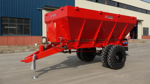 12吨厩肥施肥机撒肥机 乌鲁木齐天盛机械正品助力高效农业